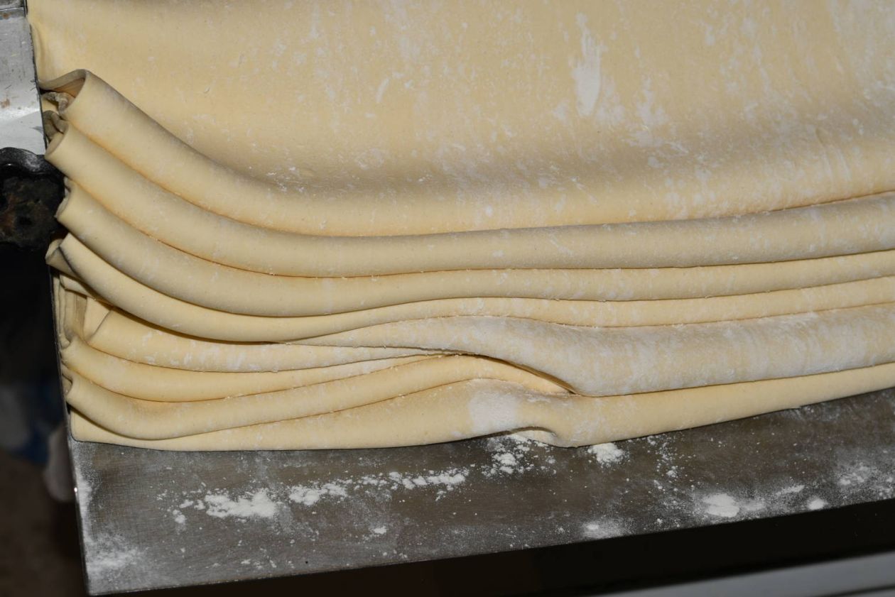 Fogli di pasta sfoglia piegati per semilavorati Paoluzzi